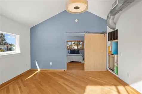 26 Roosevelt Drive Bristol RI 02809