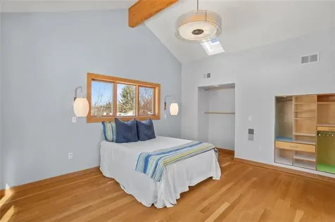 26 Roosevelt Drive Bristol RI 02809