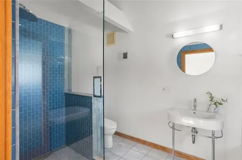 26 Roosevelt Drive Bristol RI 02809