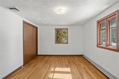 26 Roosevelt Drive Bristol RI 02809