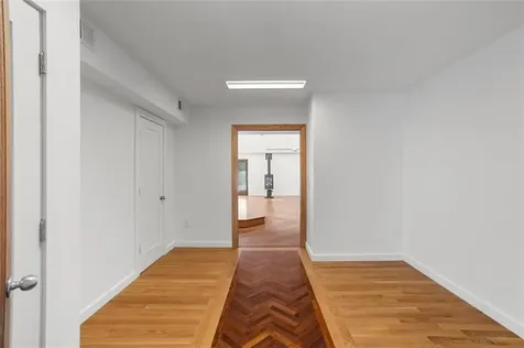 26 Roosevelt Drive Bristol RI 02809