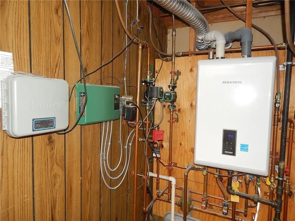 129 Vallette Street Cranston RI 02920