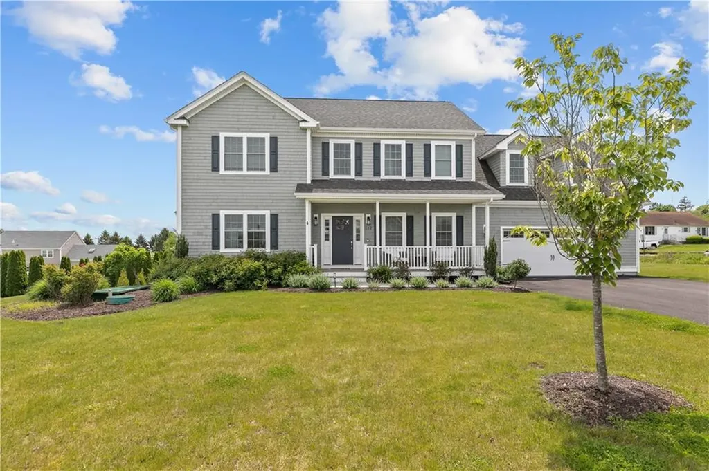 142 Ferreira Avenue Portsmouth RI 02871