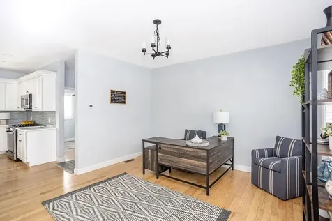 142 Ferreira Avenue Portsmouth RI 02871