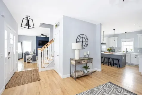 142 Ferreira Avenue Portsmouth RI 02871