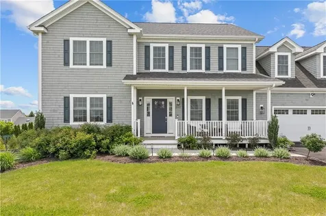 142 Ferreira Avenue Portsmouth RI 02871