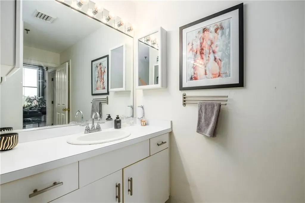 385 Westminster Street Providence RI 02903