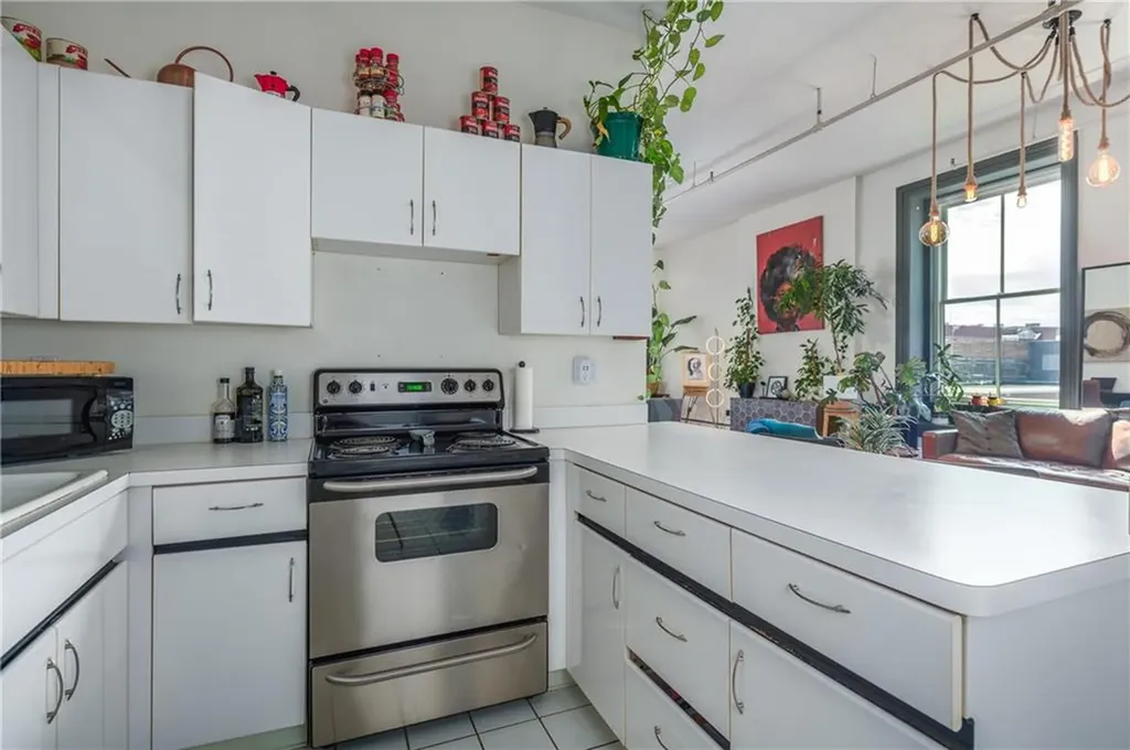 385 Westminster Street Providence RI 02903