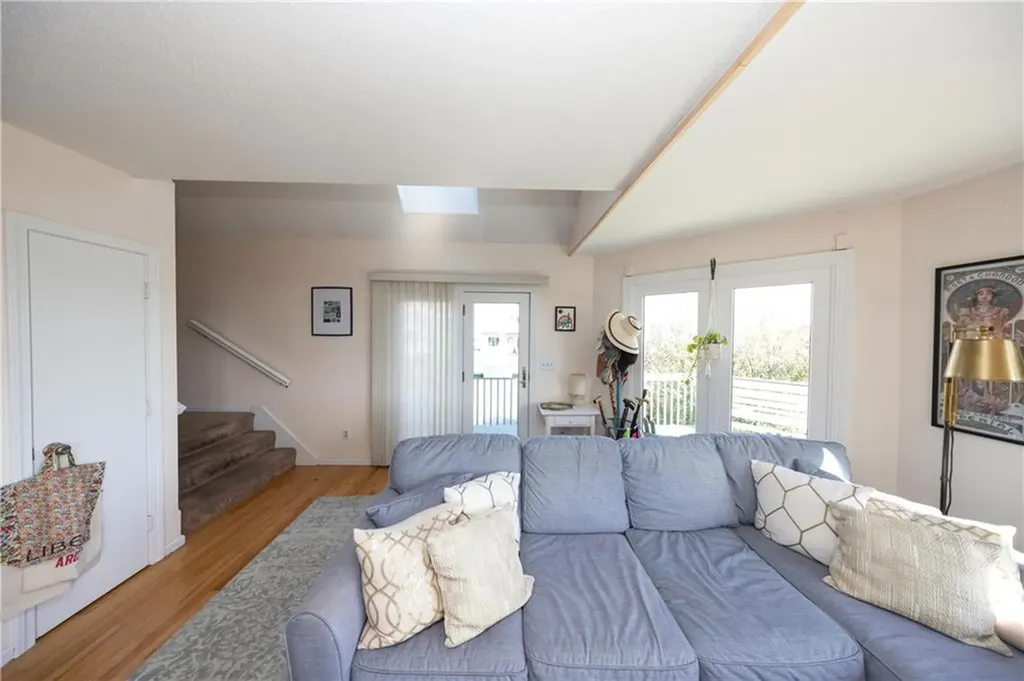 7 Elgin Street Warwick RI 02889