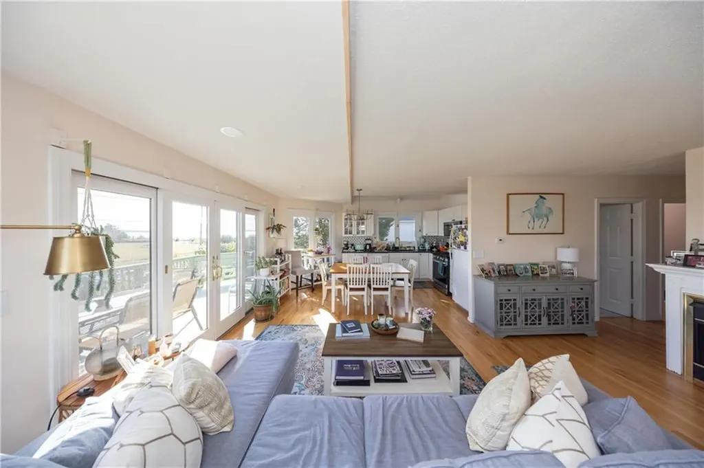 7 Elgin Street Warwick RI 02889