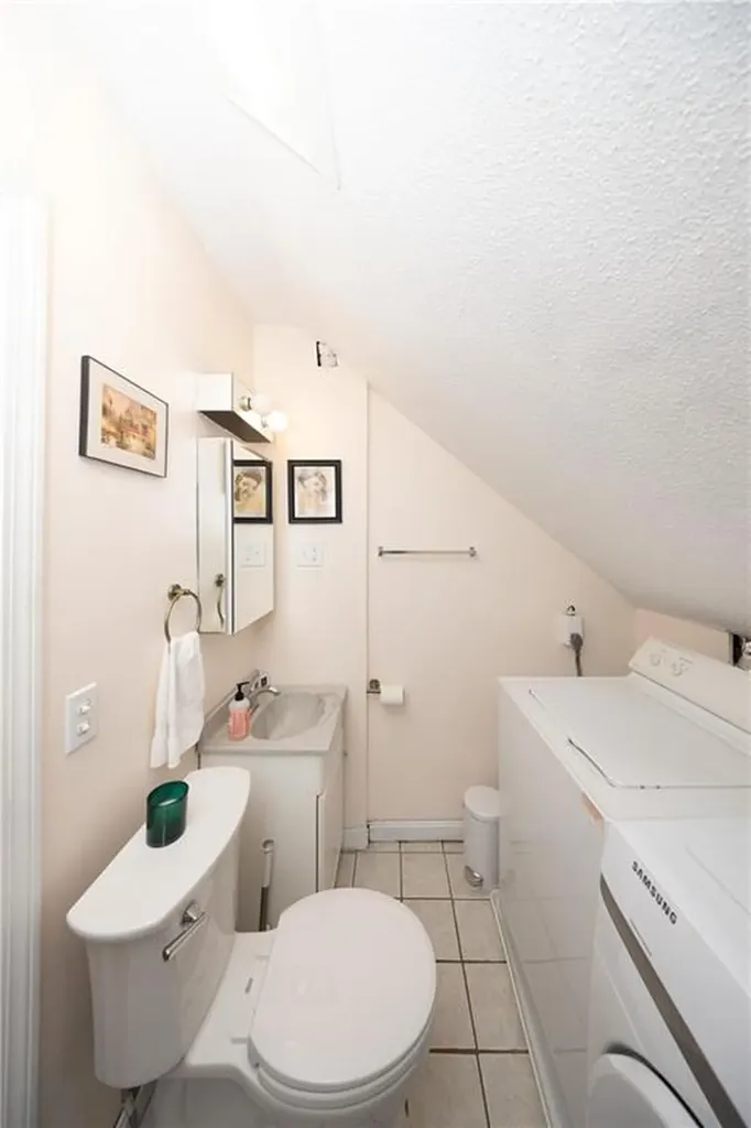 7 Elgin Street Warwick RI 02889