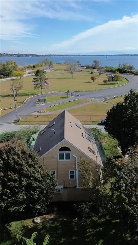 7 Elgin Street Warwick RI 02889