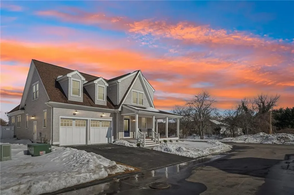 5 Lookout Lane Portsmouth RI 02871