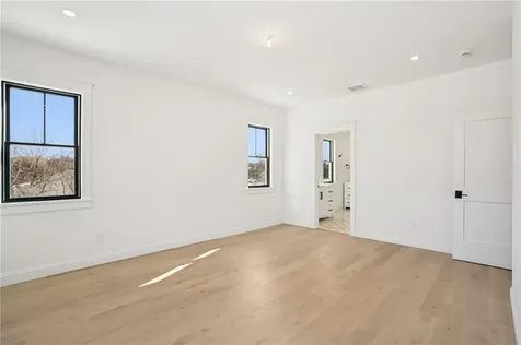 5 Lookout Lane Portsmouth RI 02871