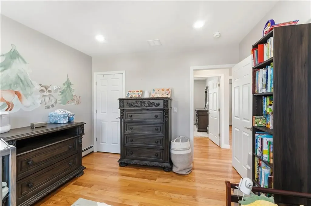 18 Anama Avenue East Providence RI 02916