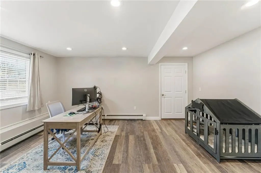 18 Anama Avenue East Providence RI 02916