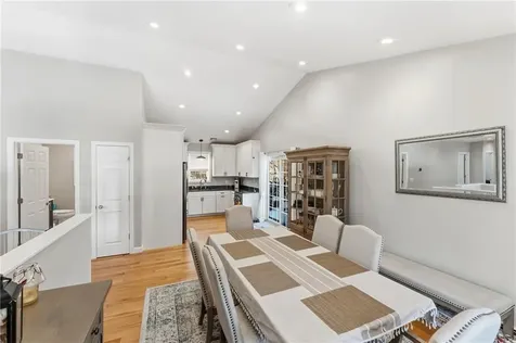 18 Anama Avenue East Providence RI 02916