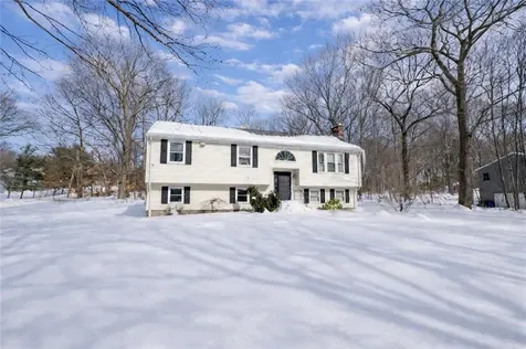 587 Central Avenue Johnston RI 02919