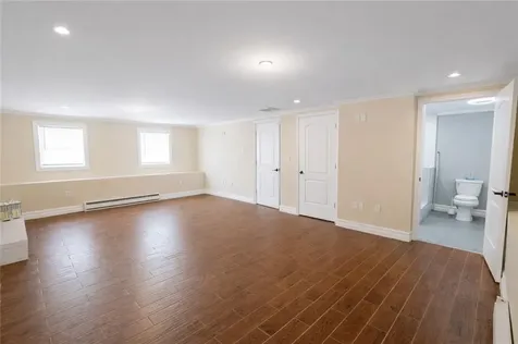 587 Central Avenue Johnston RI 02919