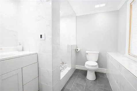 587 Central Avenue Johnston RI 02919