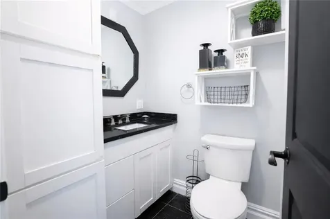 587 Central Avenue Johnston RI 02919