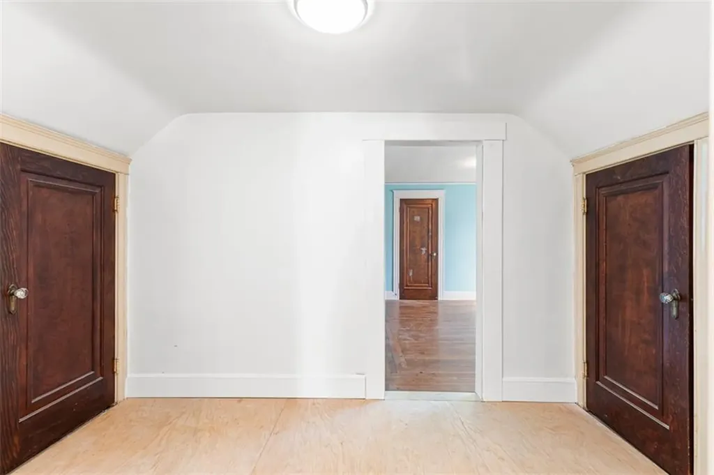 31 Washington Street Warren RI 02885