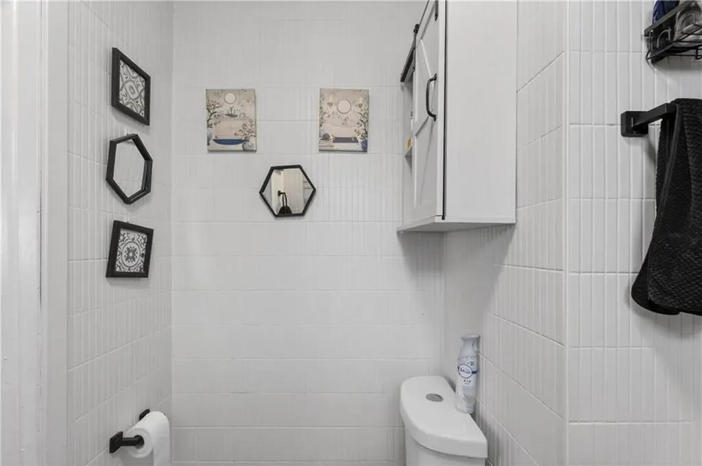 273 Montgomery Avenue Providence RI 02905