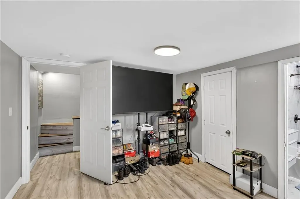 273 Montgomery Avenue Providence RI 02905