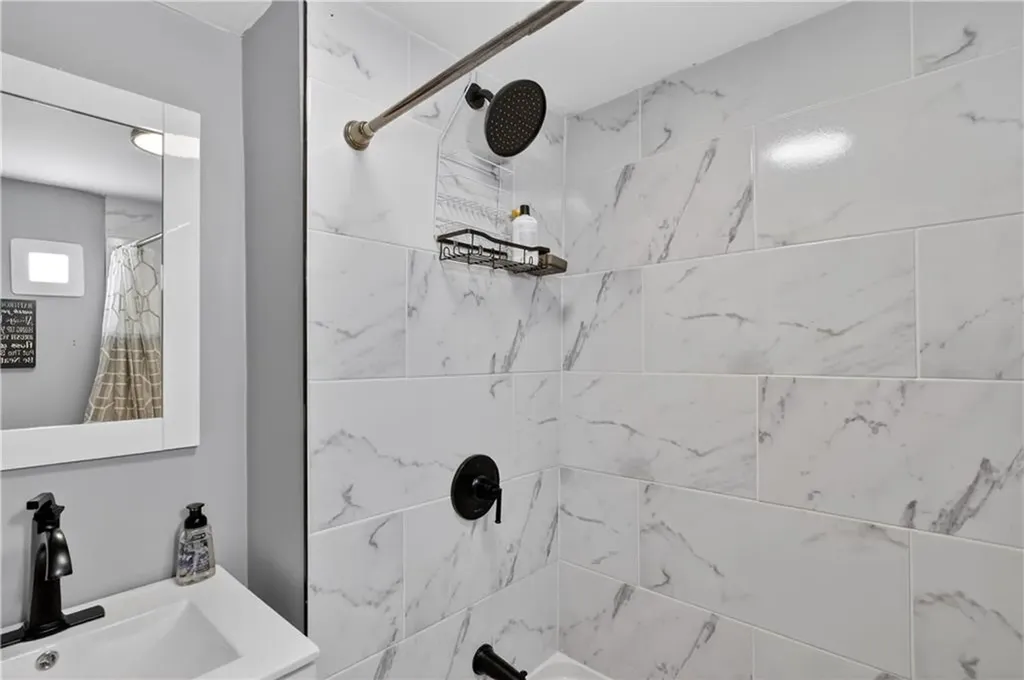 273 Montgomery Avenue Providence RI 02905