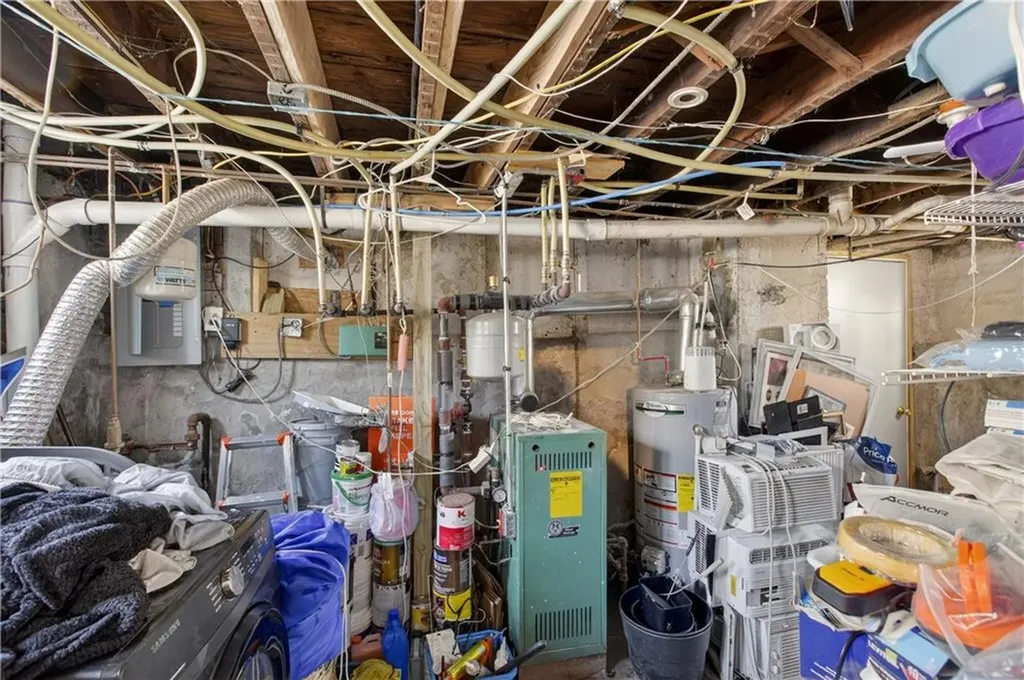 273 Montgomery Avenue Providence RI 02905