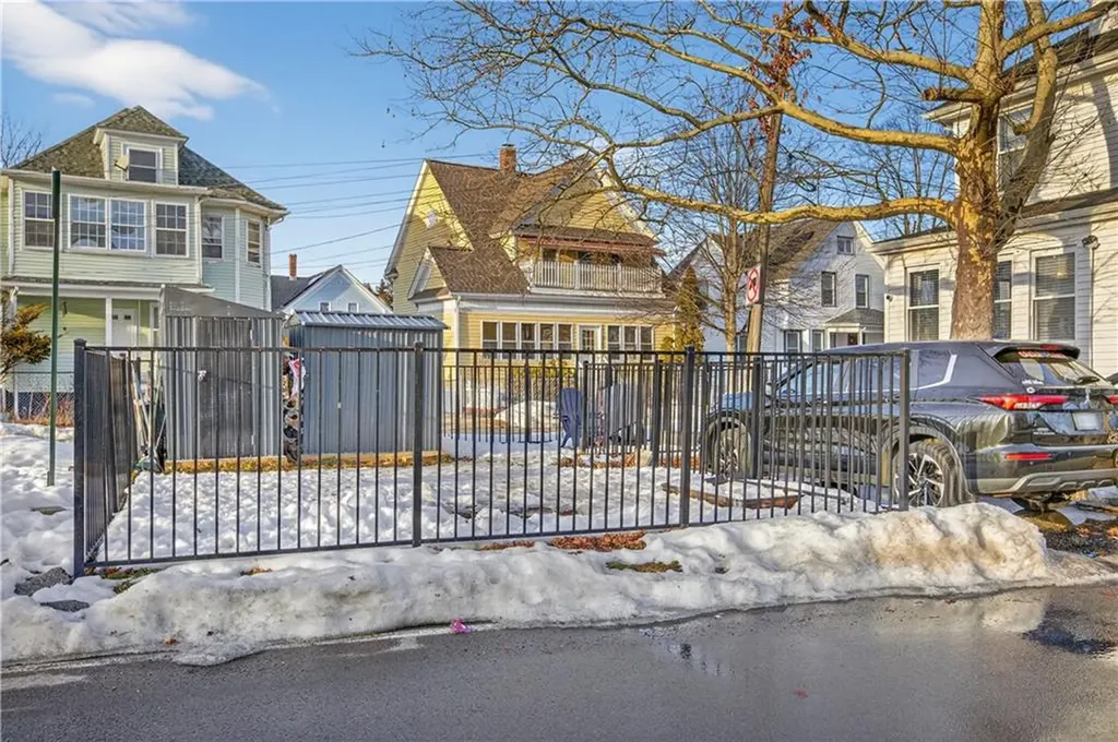 273 Montgomery Avenue Providence RI 02905