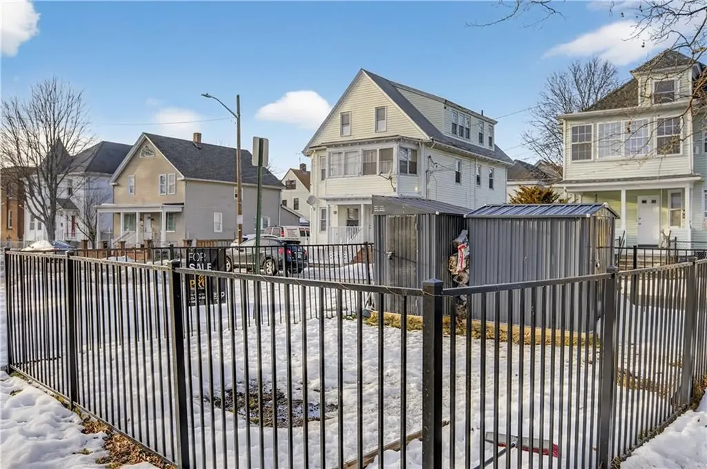 273 Montgomery Avenue Providence RI 02905