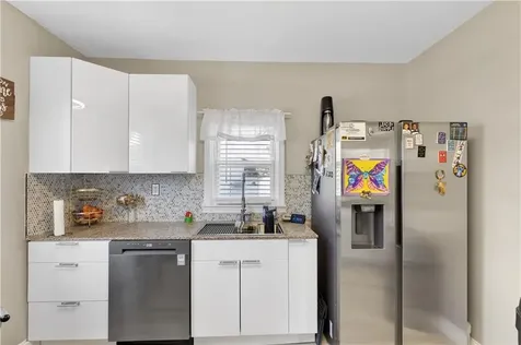 273 Montgomery Avenue Providence RI 02905