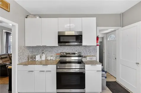 273 Montgomery Avenue Providence RI 02905