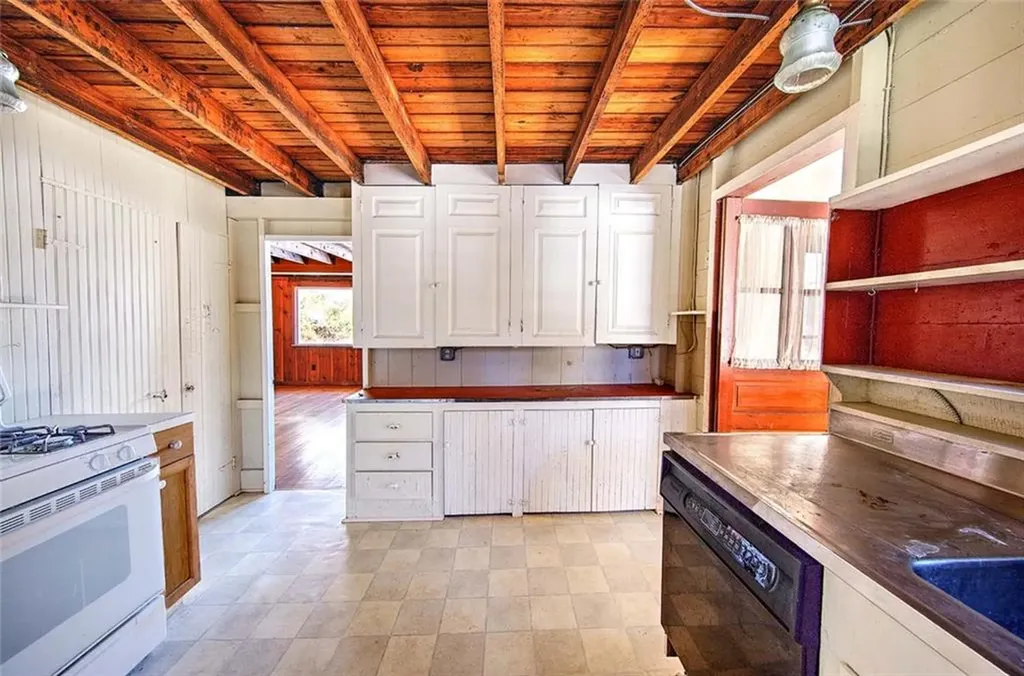 74 Adams Point Road Barrington RI 02806