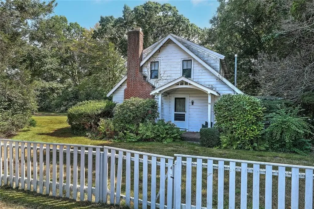 74 Adams Point Road Barrington RI 02806