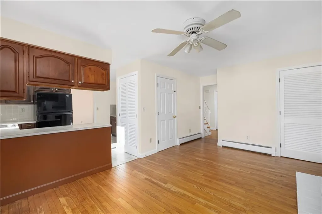 18 Coggeshall Way Middletown RI 02842