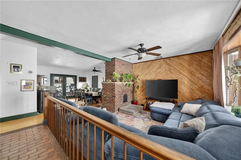 7 Earhart Street Johnston RI 02919