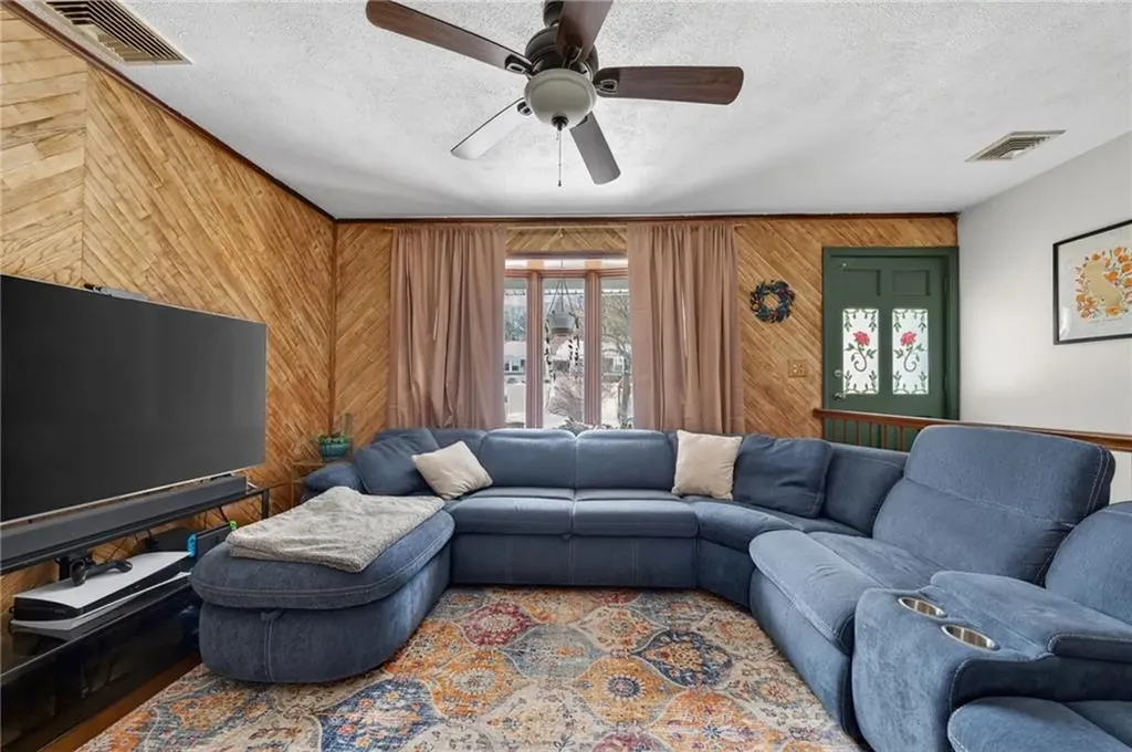 7 Earhart Street Johnston RI 02919