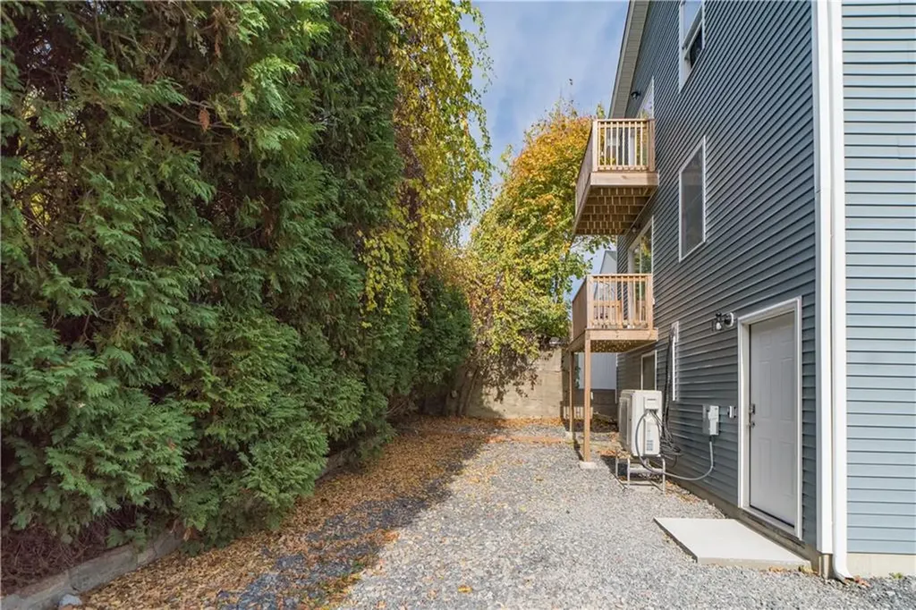 44 Hall Street Providence RI 02904