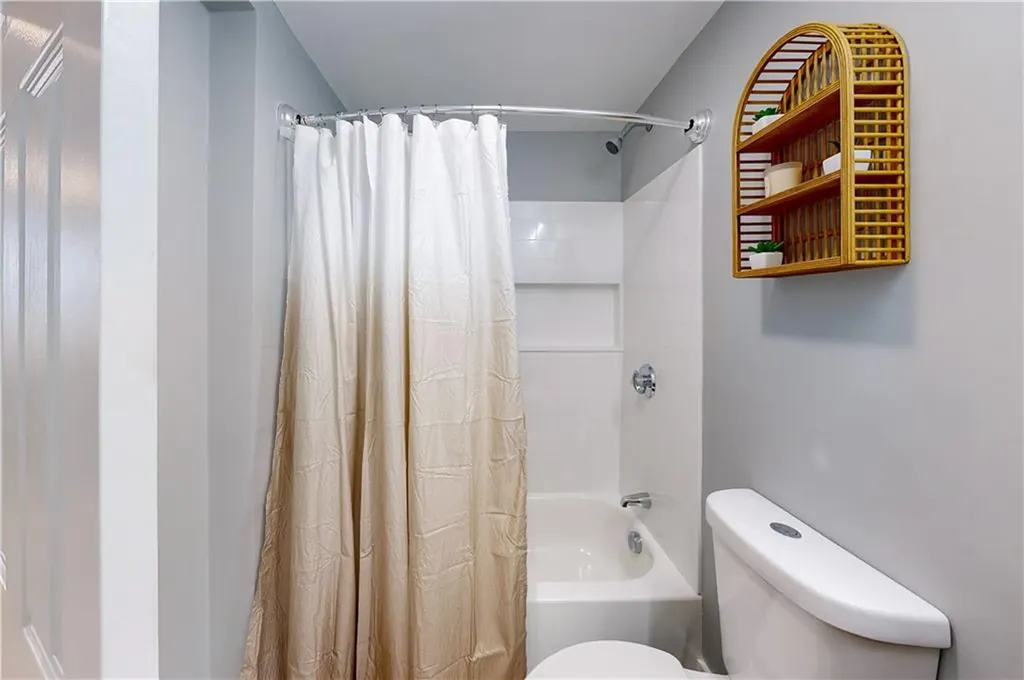 44 Hall Street Providence RI 02904