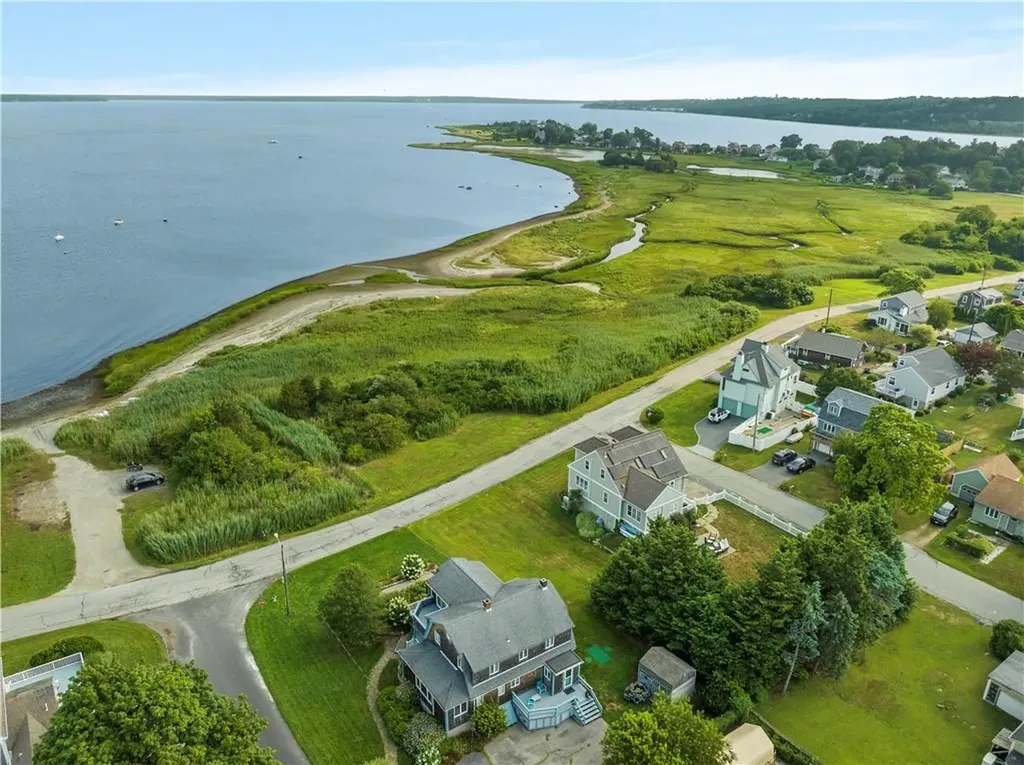 0 Common Fence Boulevard Portsmouth RI 02871