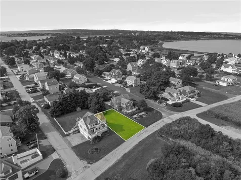 0 Common Fence Boulevard Portsmouth RI 02871