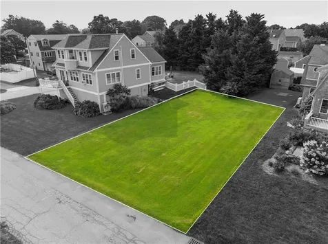 0 Common Fence Boulevard Portsmouth RI 02871