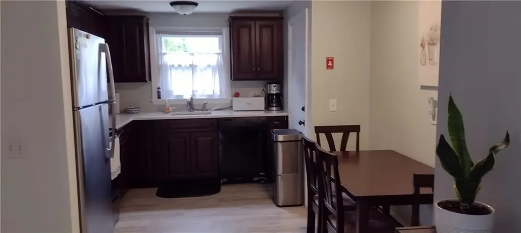 4 Almy Court Newport RI 02840