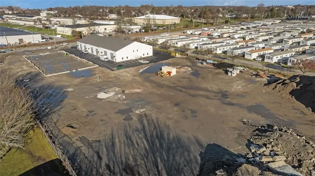 300 Coddington Highway Middletown RI 02842