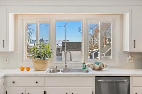 11 O'donnell Road Middletown RI 02842