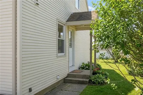11 O'donnell Road Middletown RI 02842