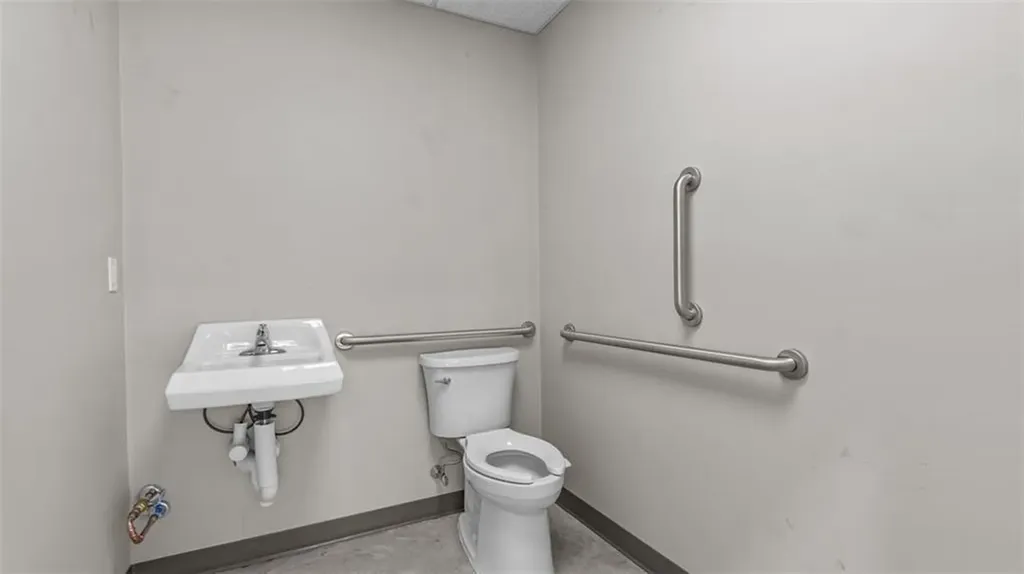 300 Coddington Highway Middletown RI 02842