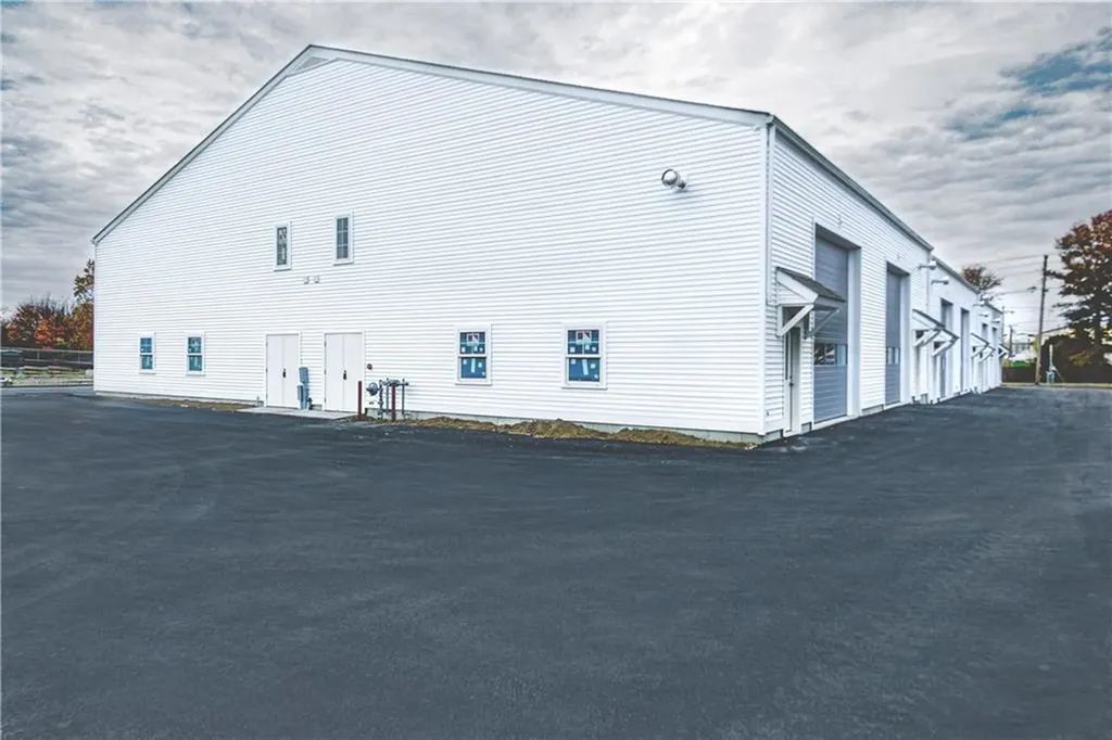 300 Coddington Highway Middletown RI 02842